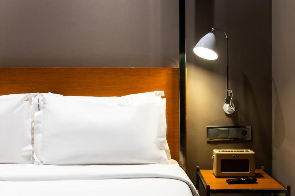 Browns Downtown Hotel - Resim 42