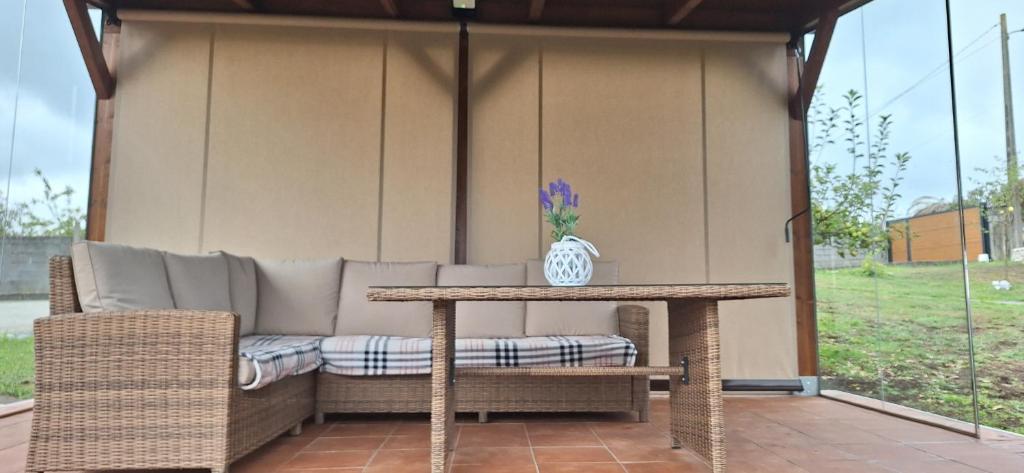 Część wypoczynkowa w obiekcie Casa rural La casilla de Ois-Betanzos-A Coruña