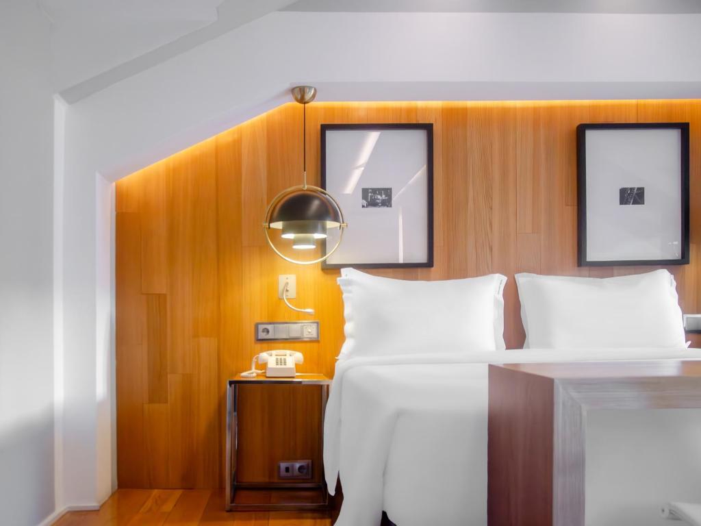 Browns Downtown Hotel - Resim 44