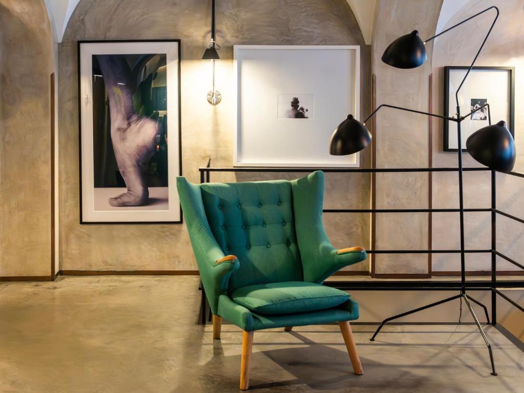 Browns Downtown Hotel - Resim 4