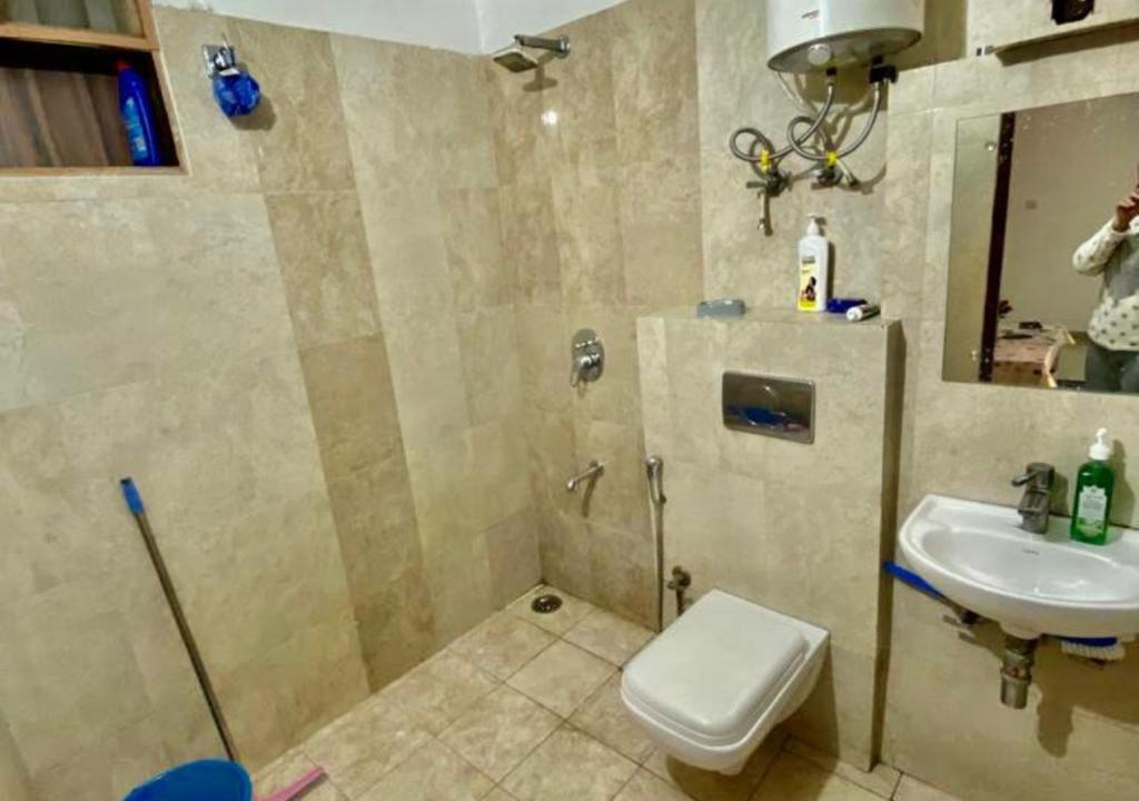 Koupelna v ubytování Hotel & BNB Solanki Residency Jaipur