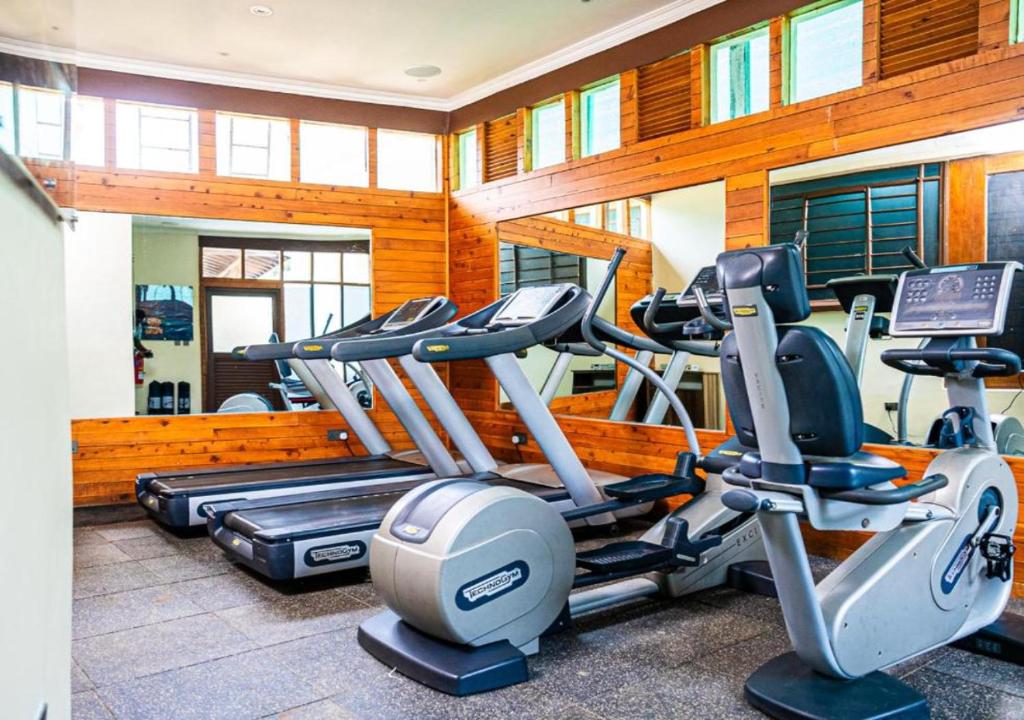 Fitness centrum a/nebo fitness zařízení v ubytování Light Villas Gigiri