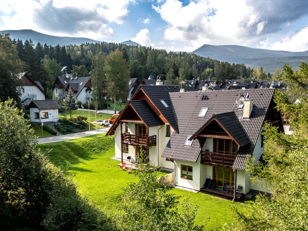 Výhľad na hory alebo výhľad na hory priamo z apartmánu