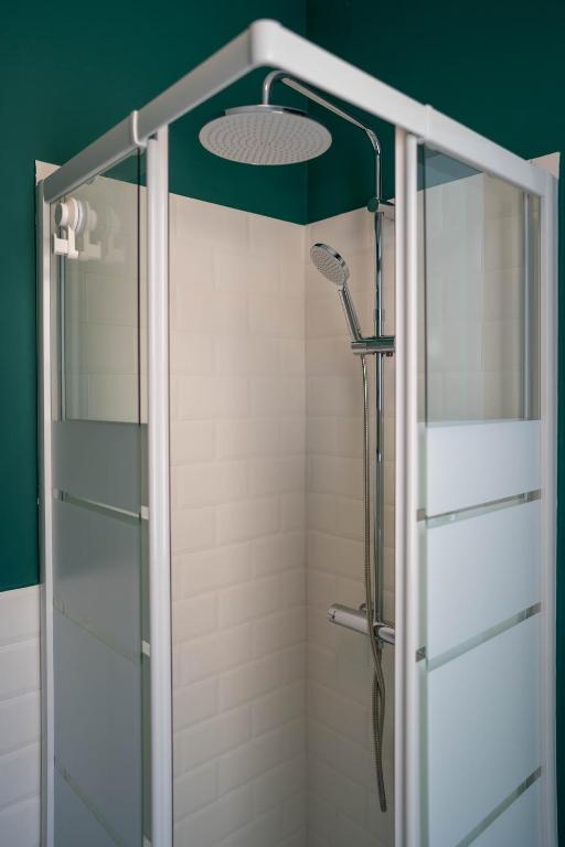 Koupelna v ubytování Avi Rooms