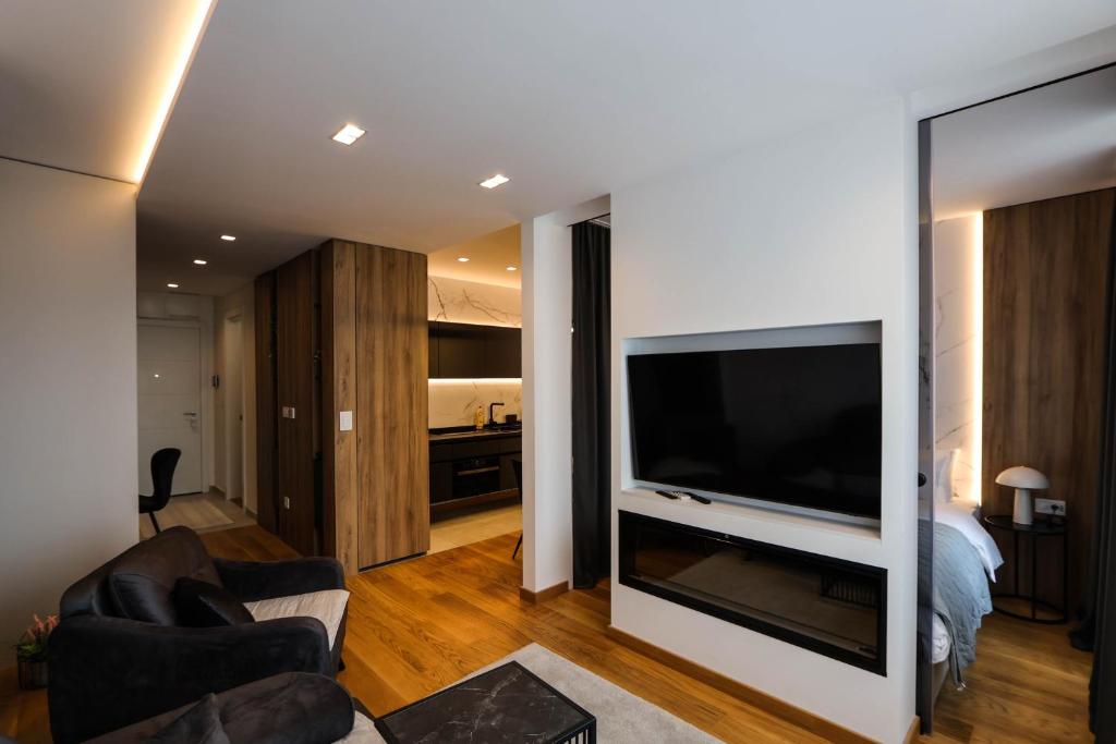 Cascadia Luxury Business Apartment - Garden View - Hizvo