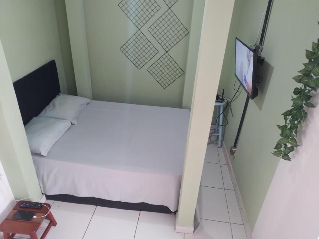 Katil atau katil-katil dalam bilik di Lapa - Quarto privativo com banheiro - 1 pessoa