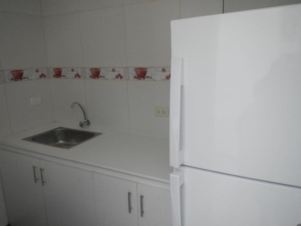 Blue Shark Apartments - Cottage With Garden View
