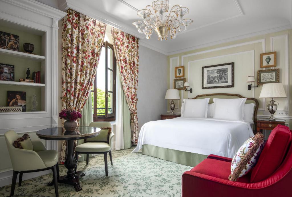 Four Seasons Hotel Firenze - 15