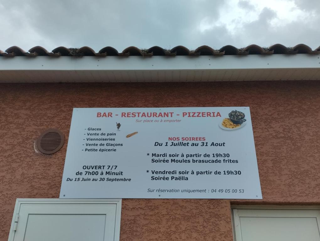 Certifikát, hodnocení, plakát nebo jiný dokument vystavený v ubytování La MAISON BLEUE