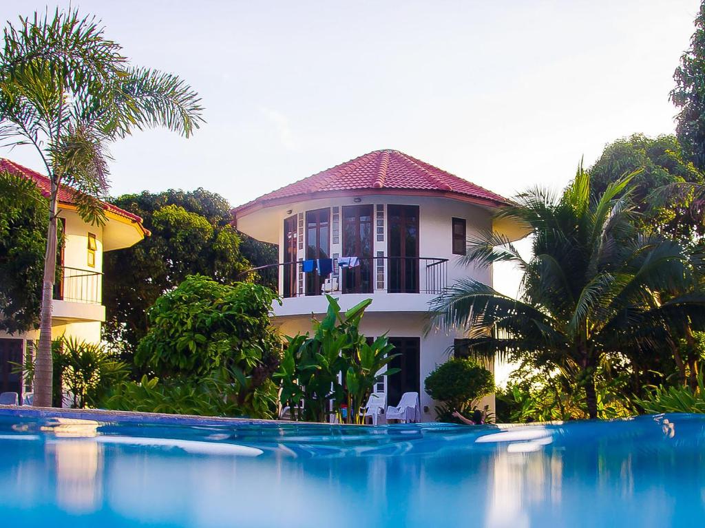 Bazén v ubytování Mango Spa & Resort nebo v jeho okolí