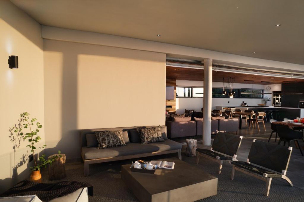 Blij2110 - House - Image 11