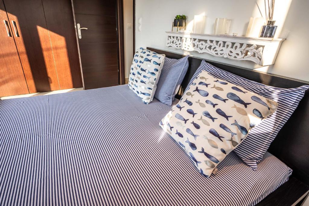 Posteľ alebo postele v izbe v ubytovaní Magical Seaside Town Boutique Apts 1