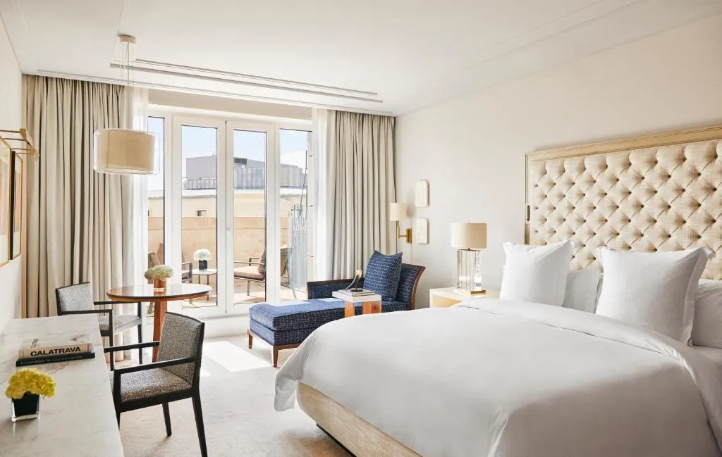 Grand Premier Room King with Terrace