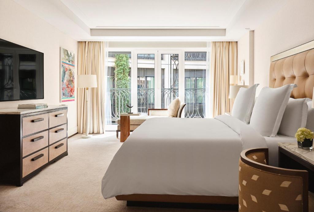 Four Seasons Hotel Madrid - Resim 35