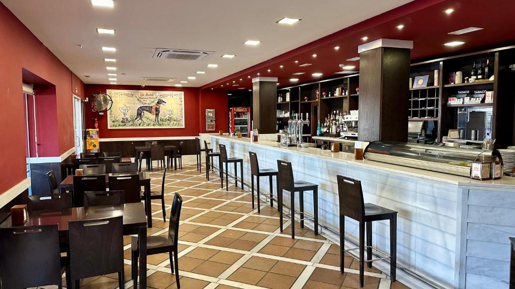 Hostal Restaurante La Bartola - 18