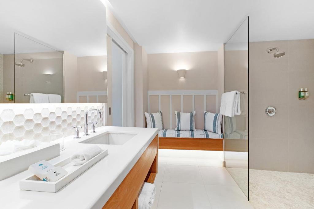 Photo of Premier Ocean Suite #2