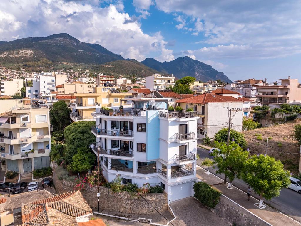 Nespecifikovaný výhled na hory nebo výhled na hory při pohledu z apartmánu