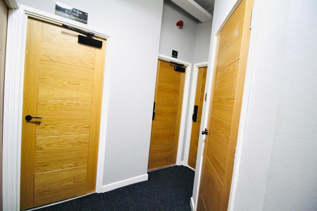 NE1 City Studios & Apartments - Studio