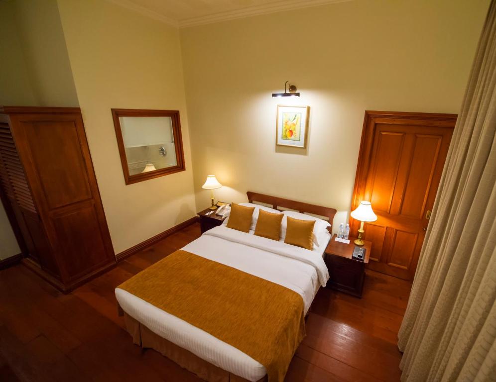 Galle Face Hotel - 4