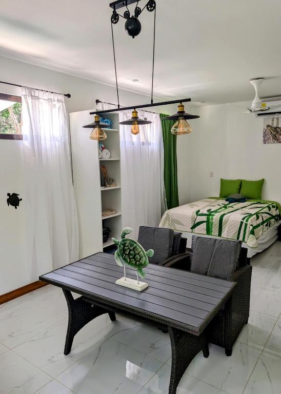 Postel nebo postele na pokoji v ubytování Hotel Bosques de Pinilla