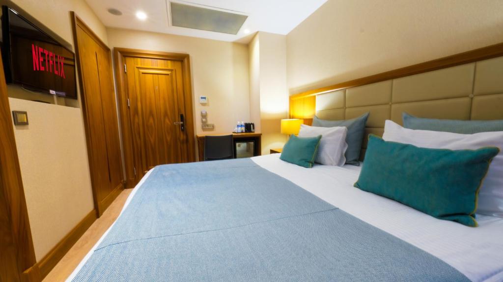 Endless Art Hotel-Special Category