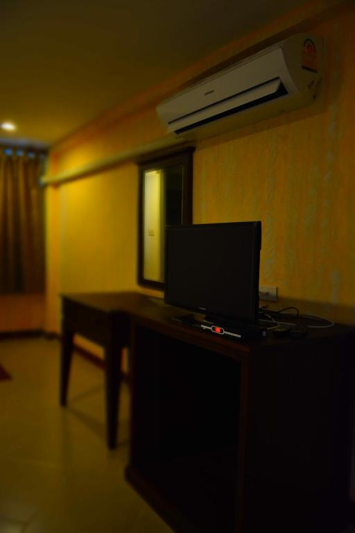 TV a/nebo společenská místnost v ubytování Seedling House