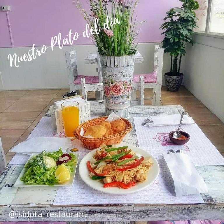 Hotel y Restaurant ISIDORA