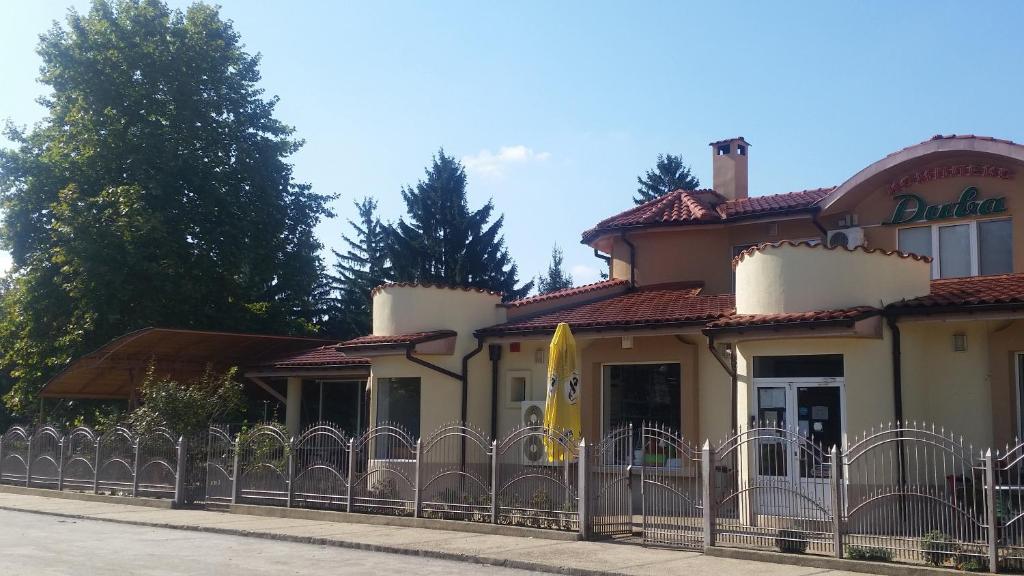 Budova, kde se hotel nachází