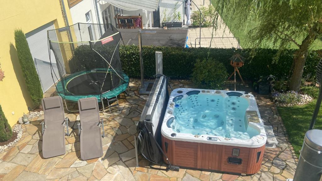 Bazén v ubytování Sonnenberg Resort nebo v jeho okolí