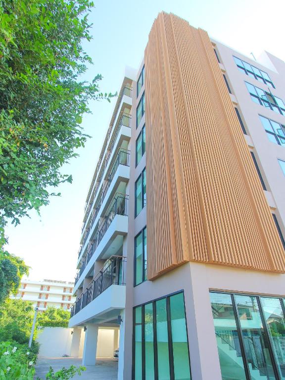 Budova, kde se aparthotel nachází