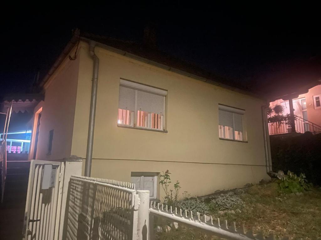 Budova, kde se hostel nachází