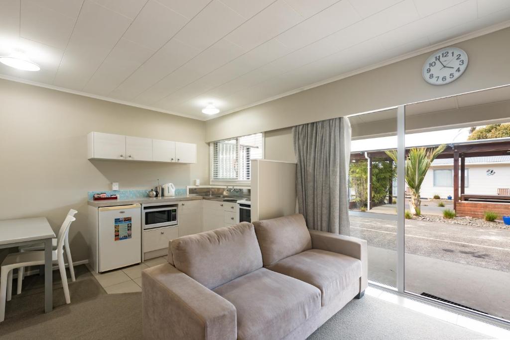 Averill Court Motel - Resim 3