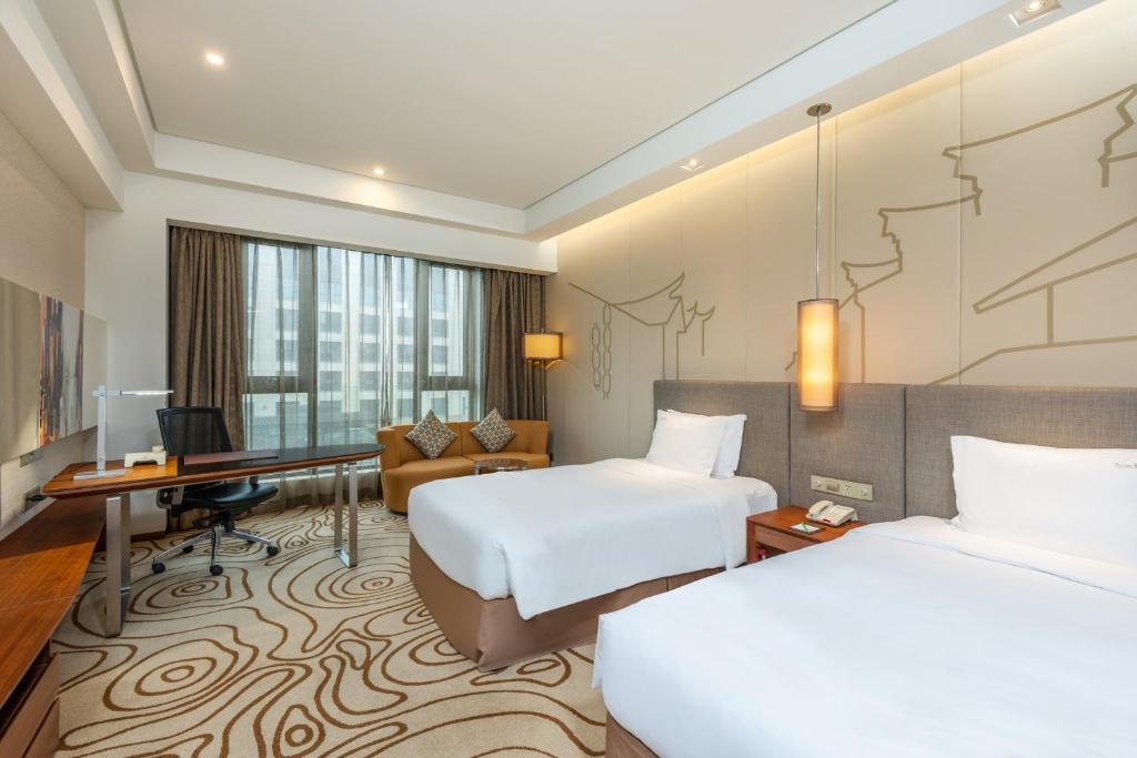Holiday Inn Shanghai Hongqiao, an IHG Hotel - 2 Standaard Stadsweergave