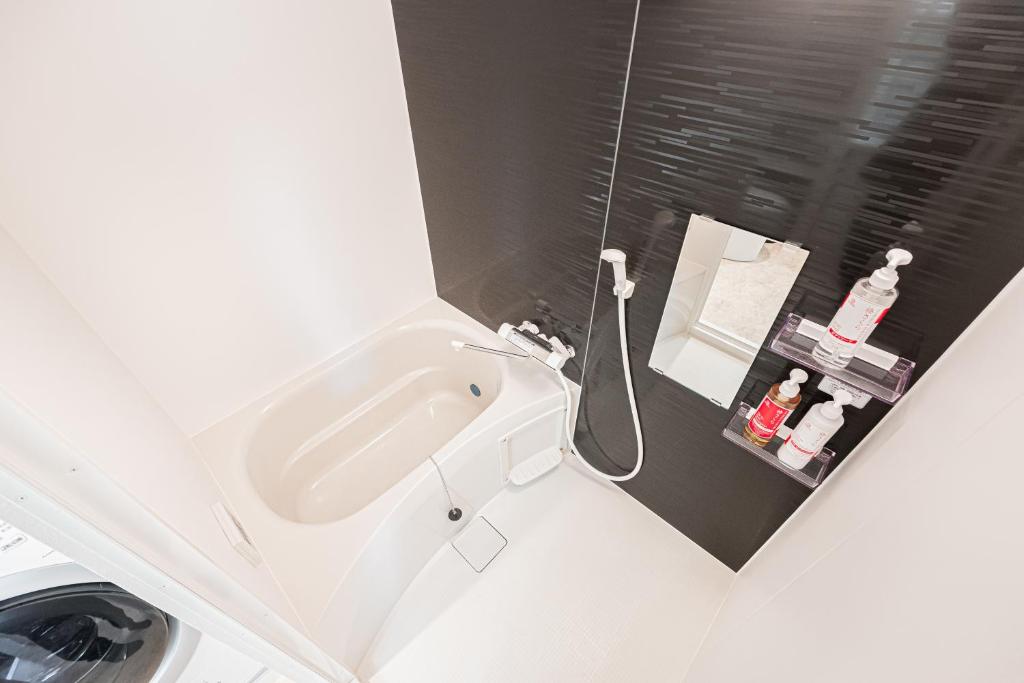 New Cozy APT Located on the Japanese Local shopping streetにあるバスルーム