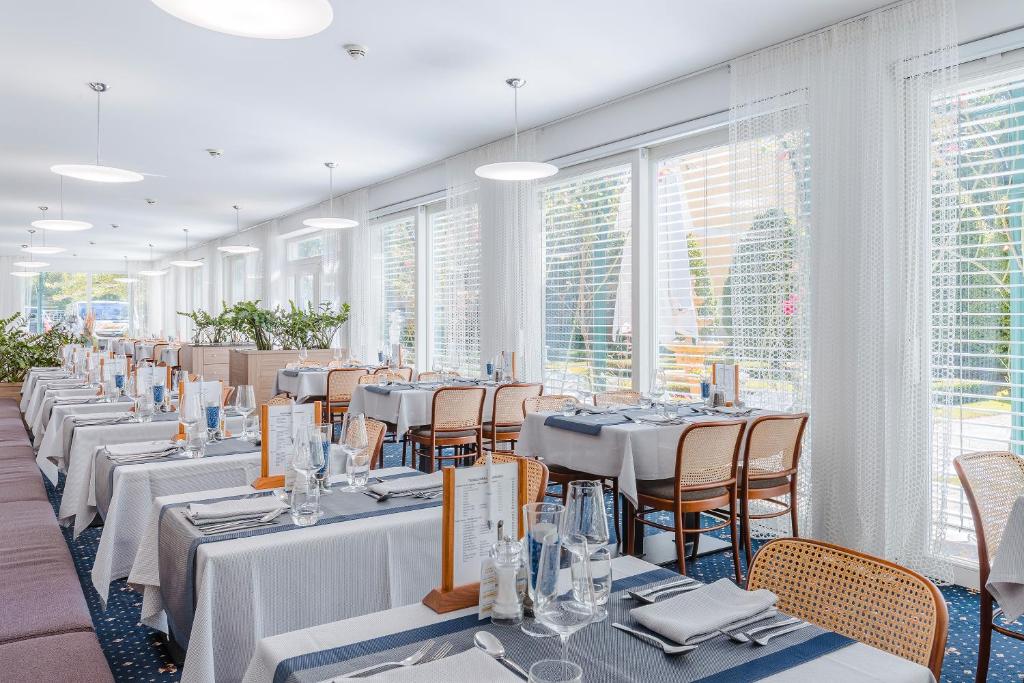Restaurace v ubytování Hotel Bajkal