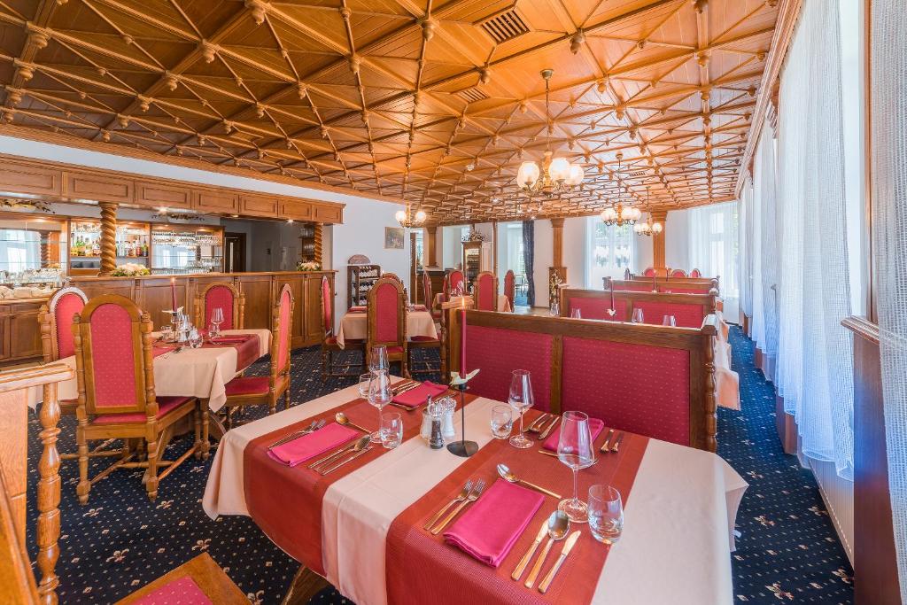 Restaurace v ubytování Hotel Bajkal