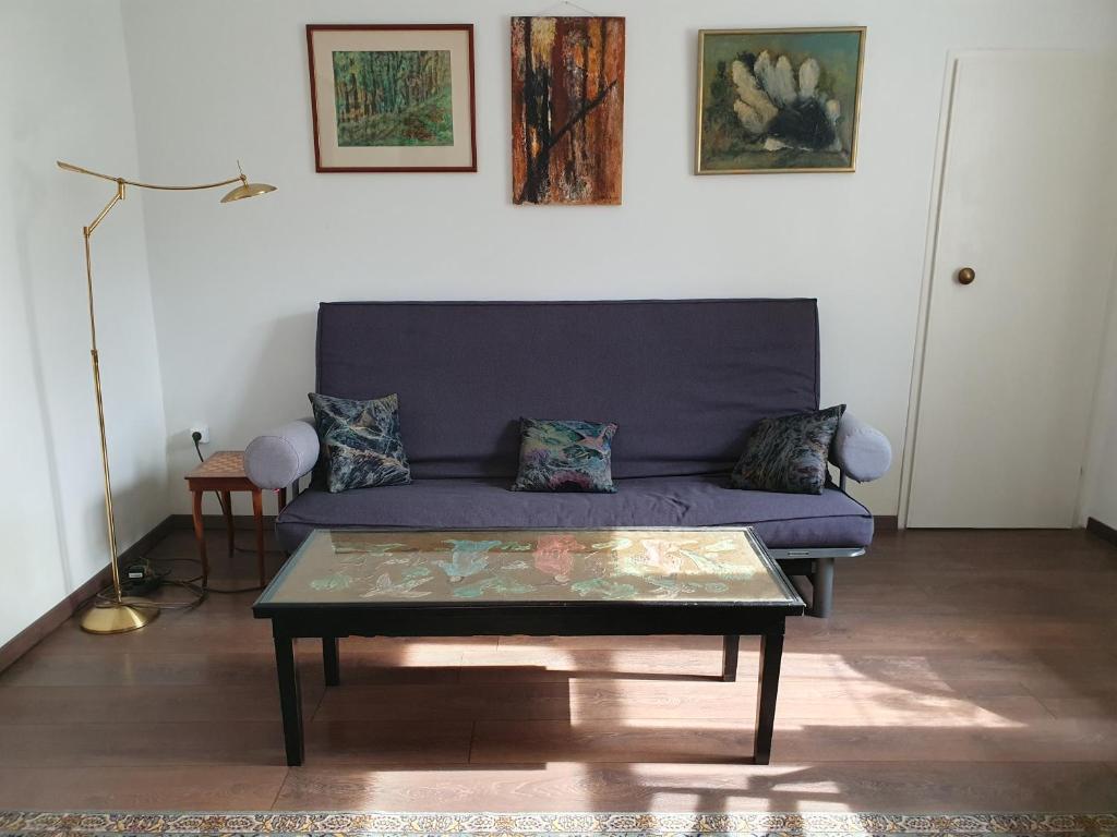 Charmantes Haus mit Terrasse und großem Garten - One-Bedroom House