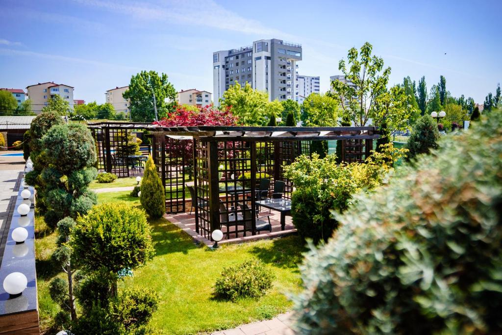 Bacolux Craiovita, Craiova - Resim 7