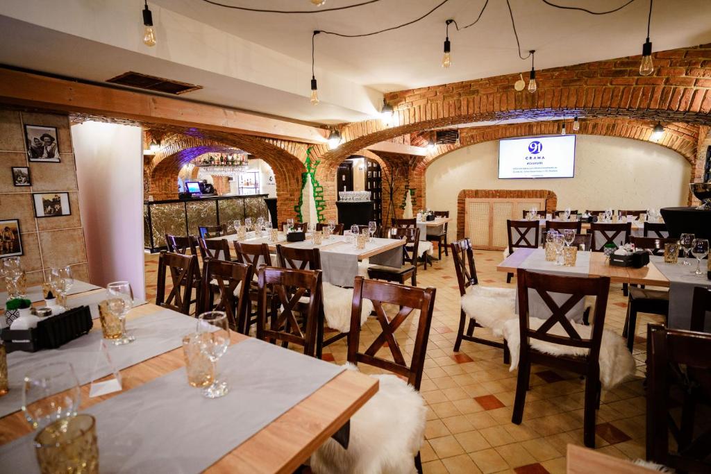 Restaurace v ubytování Bacolux Craiovita, Craiova