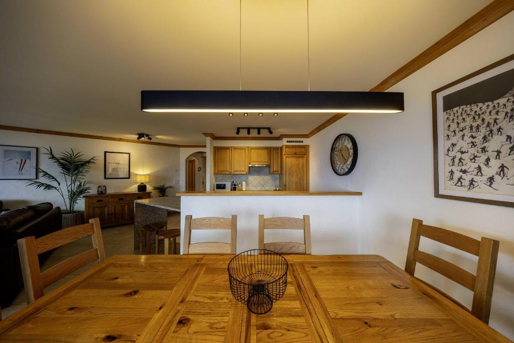 Etagnes 2 Est, ski-in ski-out, vue magnifique - Resim 12