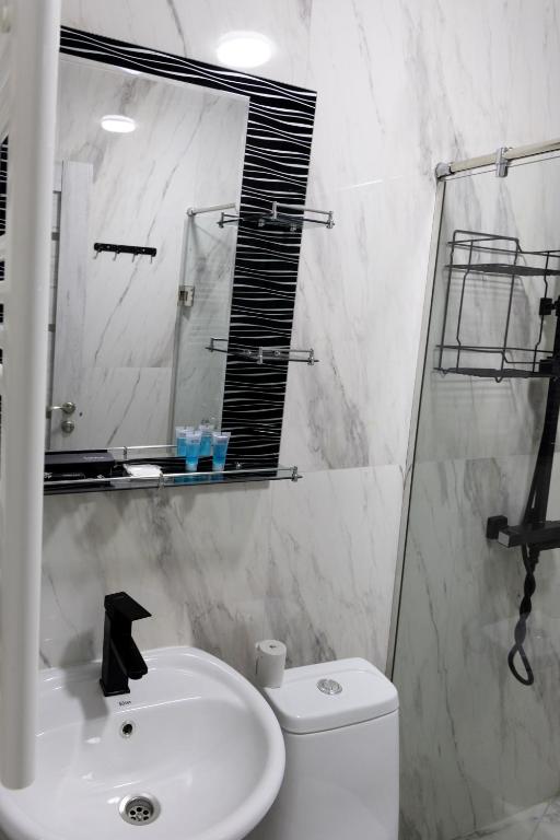 Koupelna v ubytování Gladzor Hotel