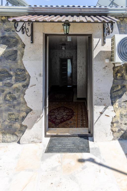 Fotografie z fotogalerie ubytování Gladzor Hotel v destinaci Gladzor