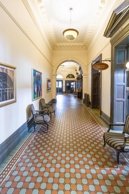 Beauty in the CBD - 1bed Free Parking Pool - Resim 33