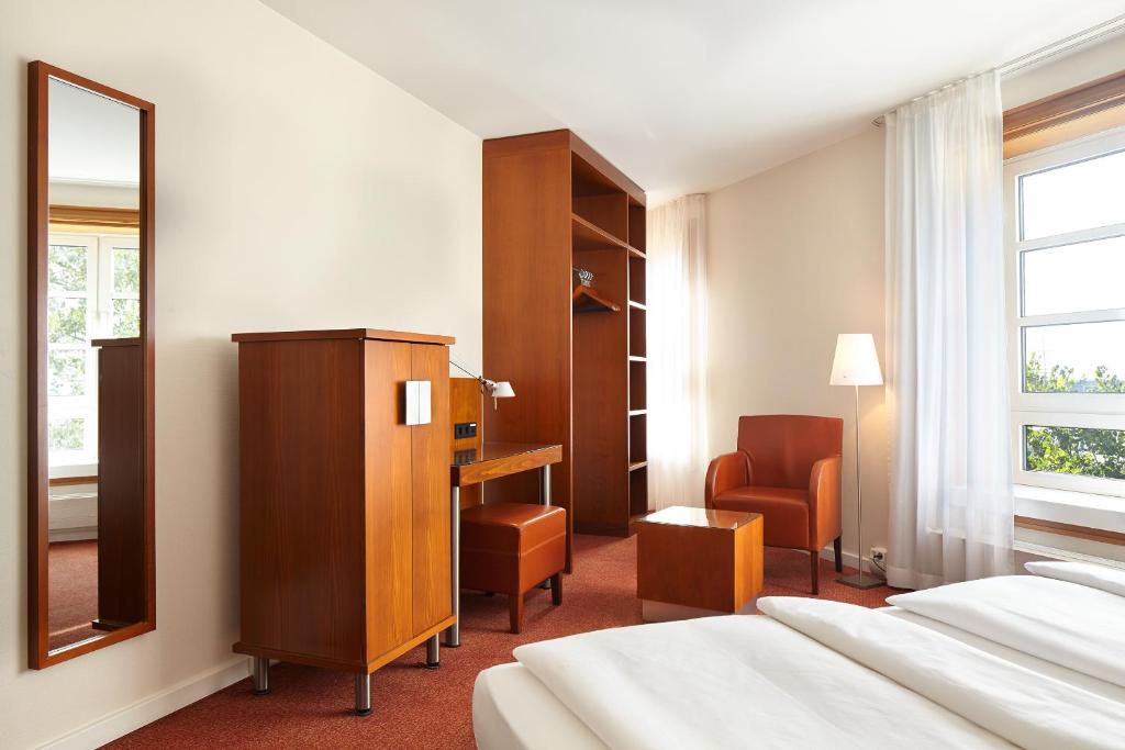 Hotel Hafen Hamburg - Resim 14