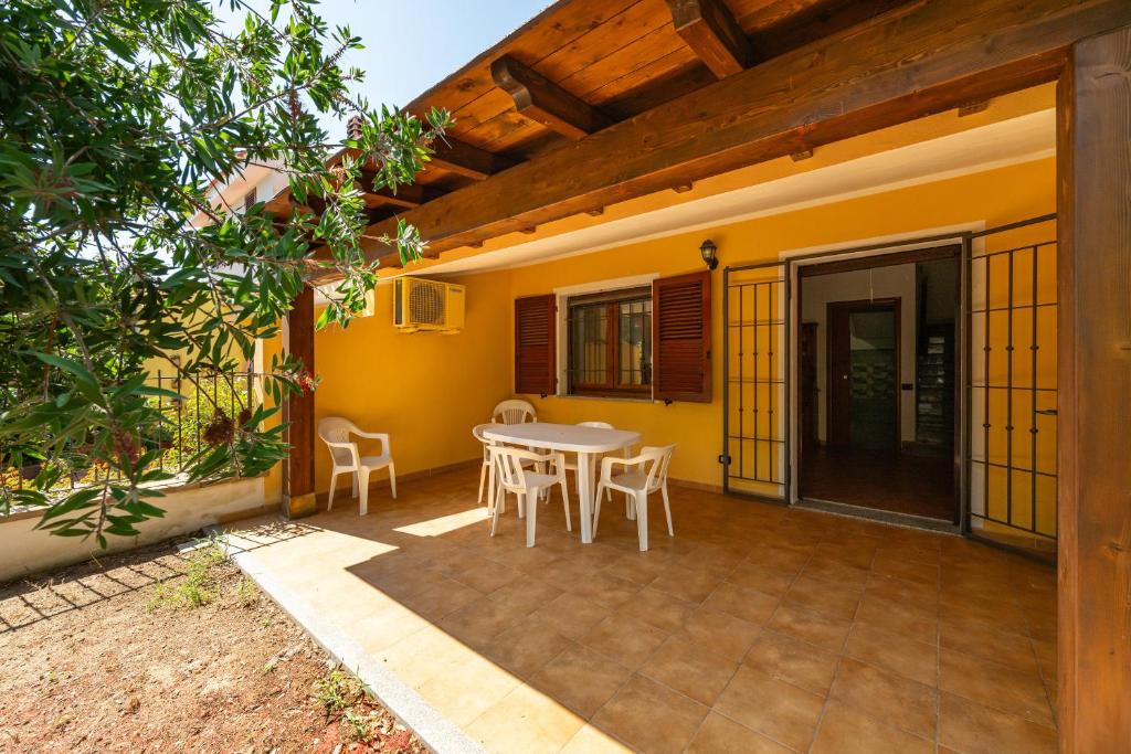 Το κτήριο όπου στεγάζεται  η παραθεριστική κατοικία