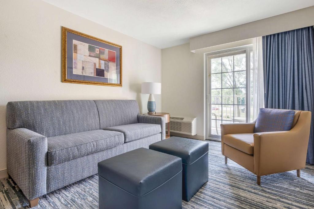 Hilton Vacation Club Varsity Club South Bend, IN - Suite Roi D'une Chambre Avec Balcon