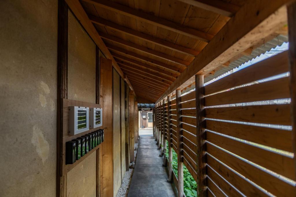 Fotografie z fotogalerie ubytování 篠山城下町ゲストハウス quolo v destinaci Tamba-sasayama