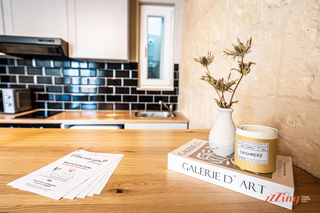 The Florian Boutique Guesthouse by Zzzing - 14