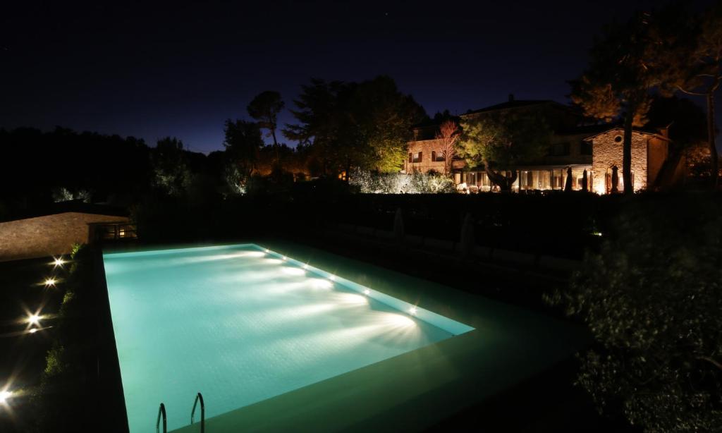 Bazén v ubytování Tenuta Ponziani Wine Resort&Spa nebo v jeho okolí