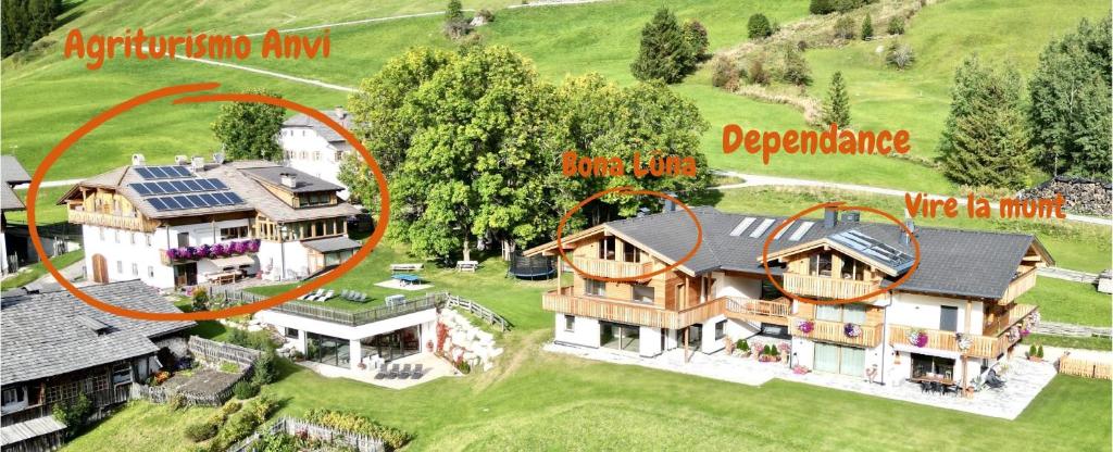 Budynek, w którym mieści się apartament
